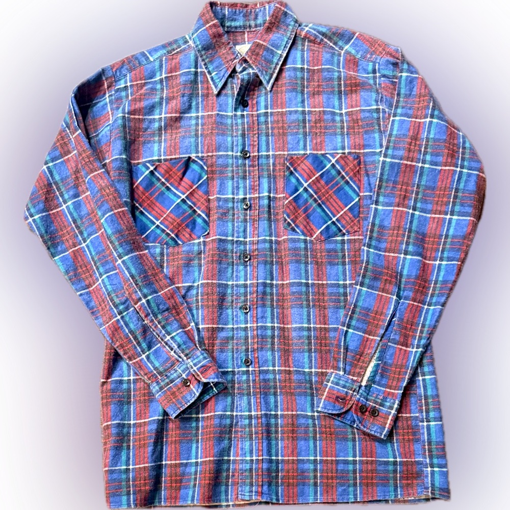 Saugatuck Plaid Button-Up Shirt - Red and Blue Light Flannel Shirt | Sz S